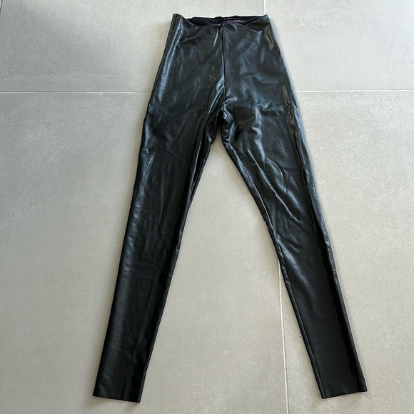 Black Commando faux leather tights in size Medium - Picture 3 of 6
